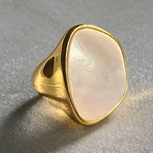 Nacre Mother of Pearl Gold Electroplated Ring Size 7